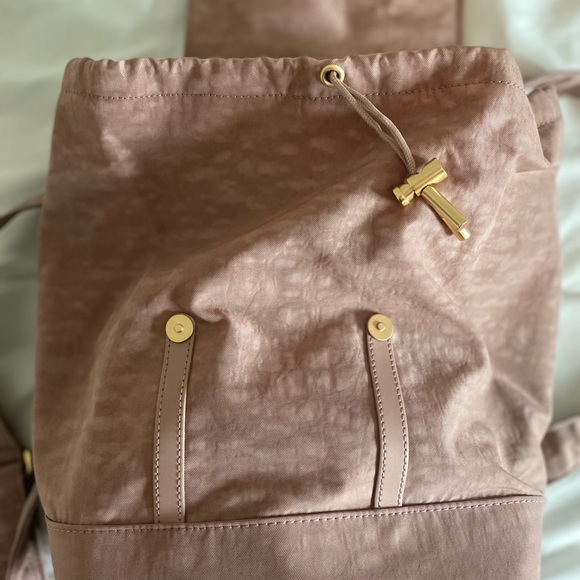 Herschel Backpack - Picture 3 of 4